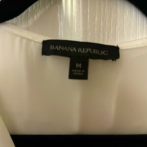 White house black market white top new no tags